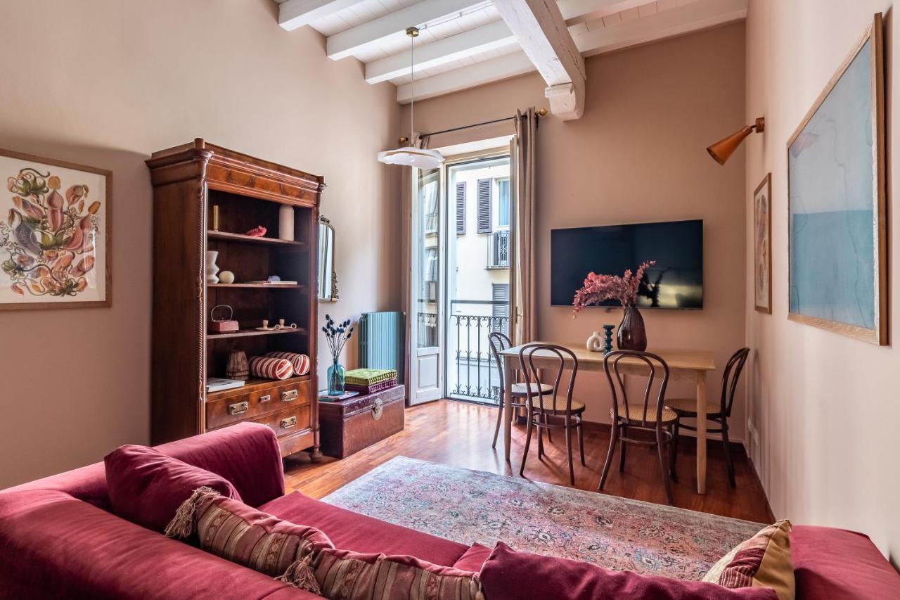 Atelier De Charme In Brera-Duomo Apartment Milan Bagian luar foto