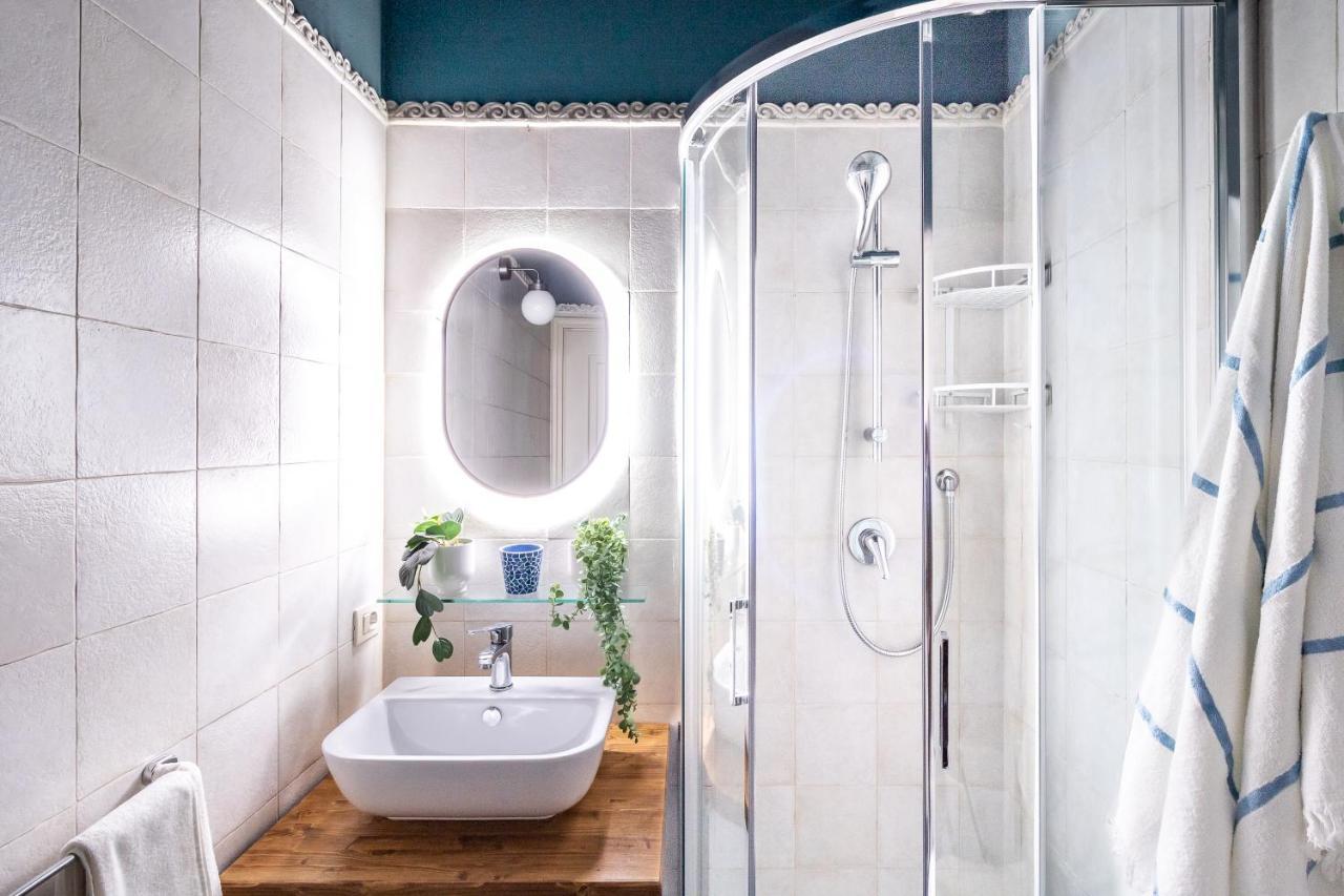 Atelier De Charme In Brera-Duomo Apartment Milan Bagian luar foto